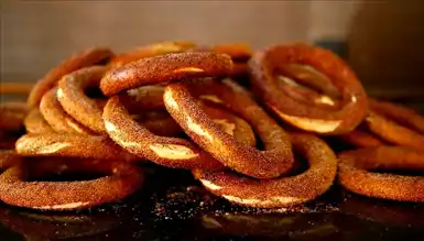 İstanbul'da Simit Fiyatları Yüzde 30 Zamlandı!
